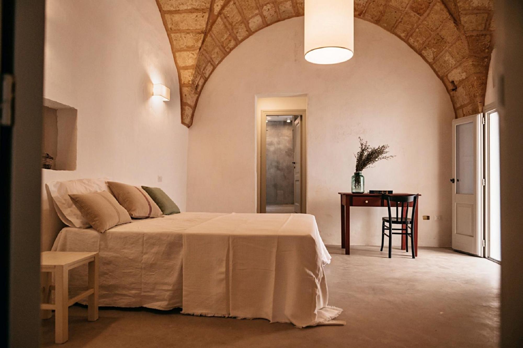 Palazzo Pati Hotel Tiggiano Exterior photo